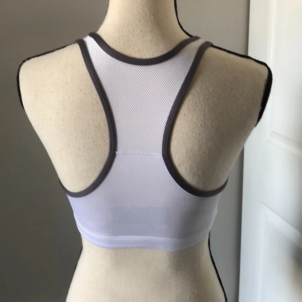 ❤️3X20 FRONT ZIPPER CLOSURE SPORT BRA | S